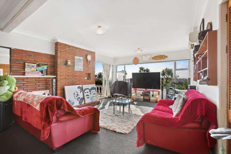 85 Glengarry Road Glen Eden_13
