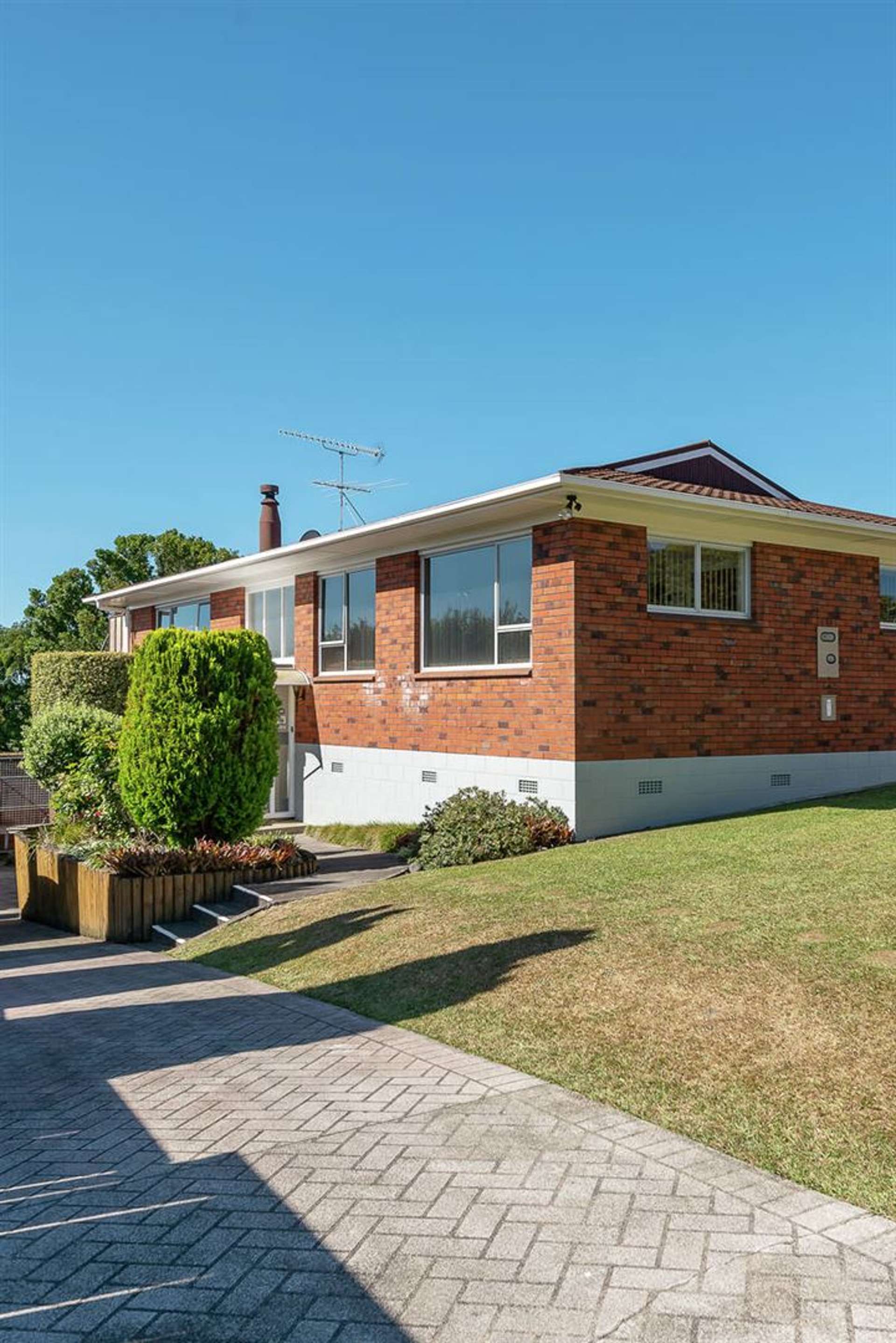 18 Jade Avenue Pakuranga Heights_0