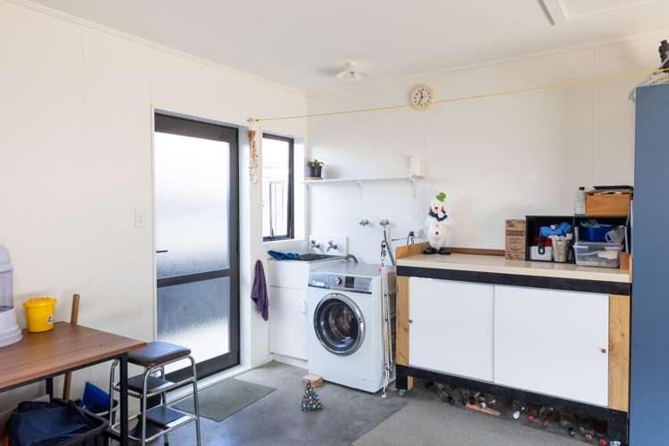 54 Peter Hall Drive Kelvin Grove_18