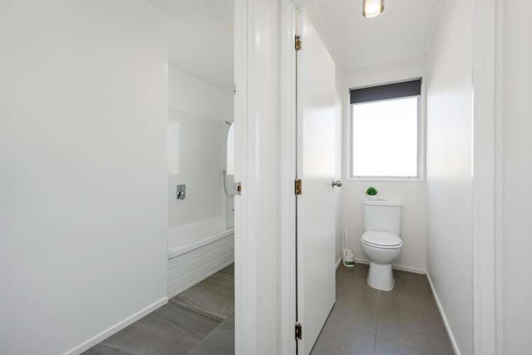4A Dosina Place Flat Bush_14
