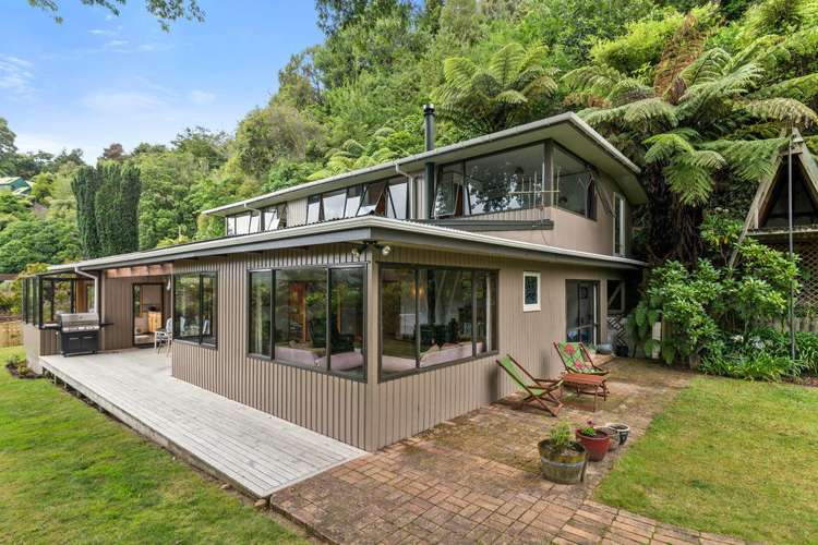 84 Okareka Loop Road_0