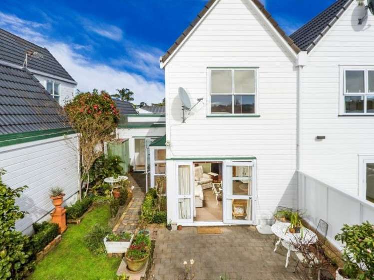 2/1 Woodbridge Lane Milford_8