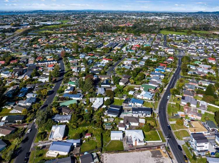 1-7/30 Ranui Avenue Ranui_17