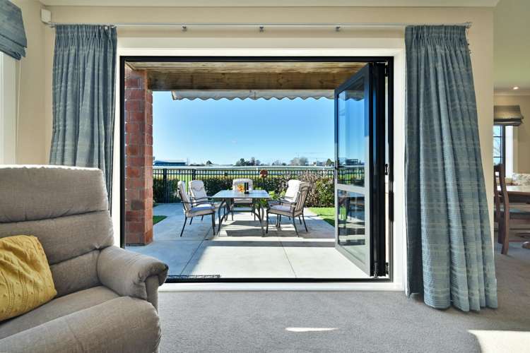 13 Raceview Close Raureka_19