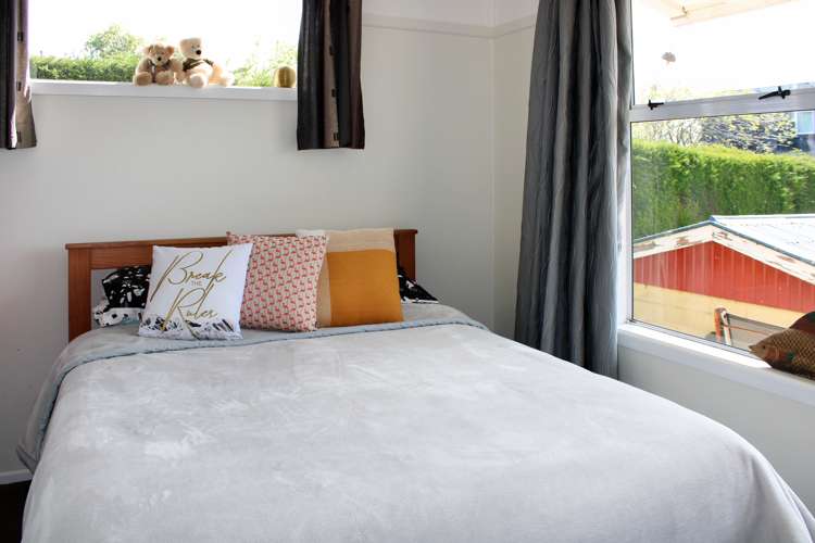 8 Armstrong Street Balclutha_10