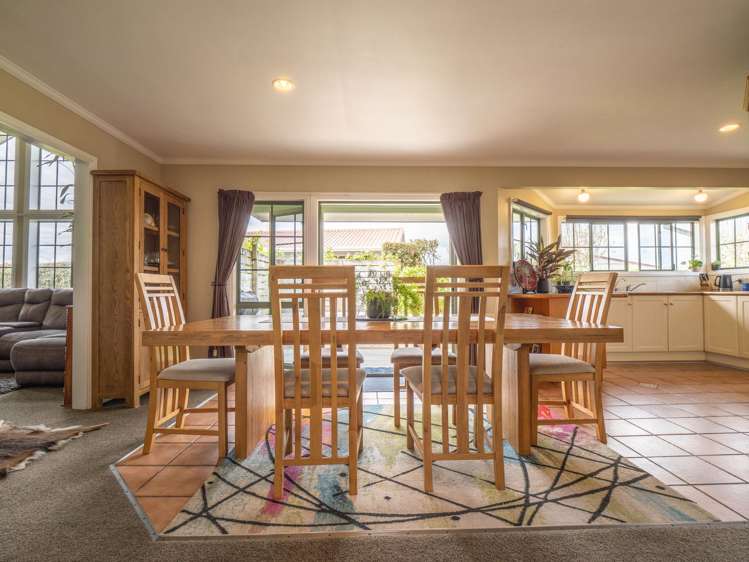 27 Raratuna Street_4