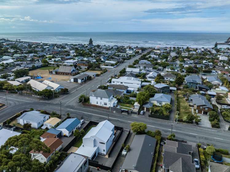 36 Colenso Street Sumner_34