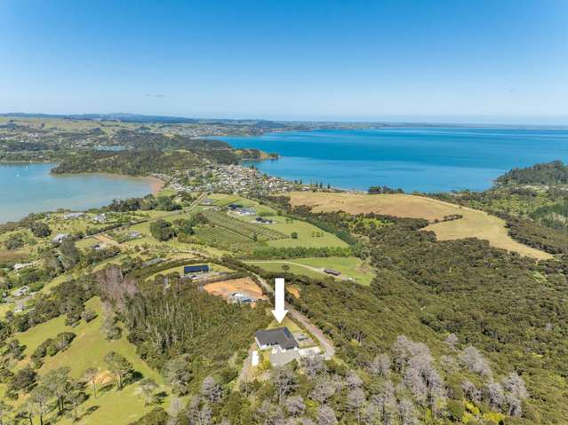 Private hilltop retreat with magnificent views