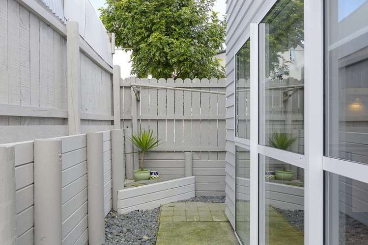 1 Lumino Lane Henderson_12