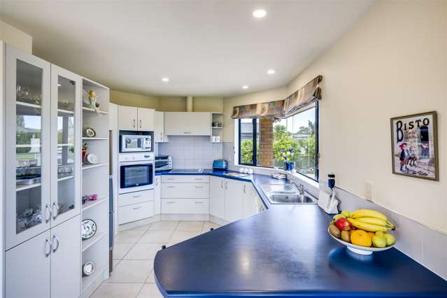 2 Chelsea Drive Taradale_1