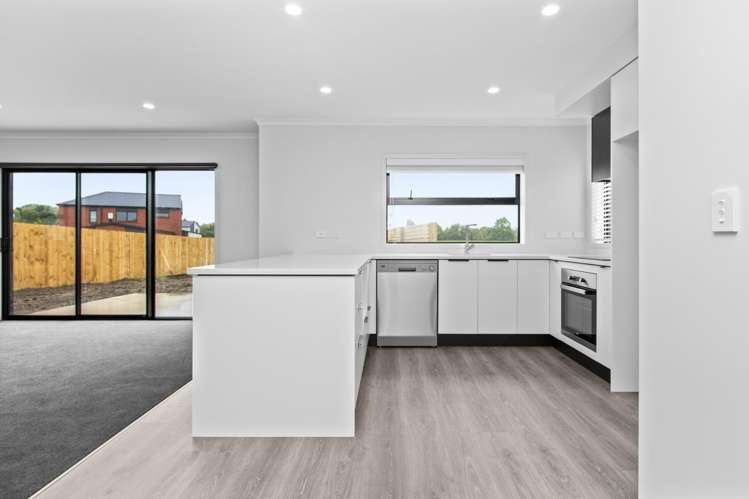 50 Washer Road 11329_4