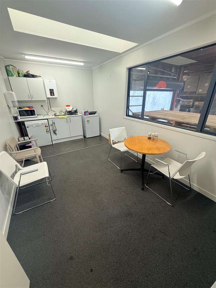 Unit 2, 1 Lincoln Avenue Tawa_5