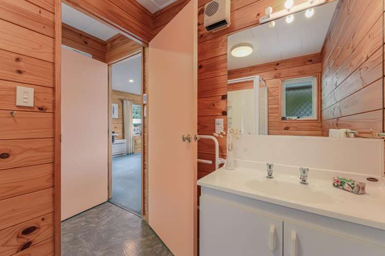 22 Amelia Crescent Waikawa Bay_15