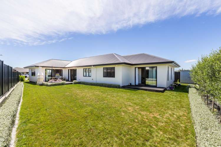 15 Dinneen Close Frimley_16