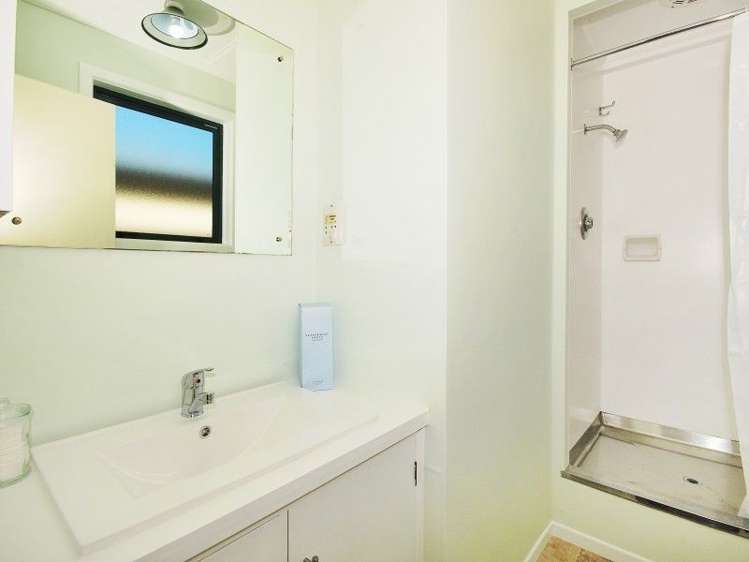 2a Garrison Street Carterton_5