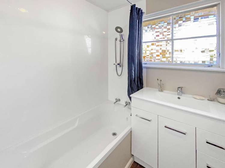 55 Gladson Avenue Sockburn_11