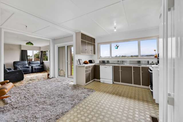 33 Whitcombe Road Opunake_4