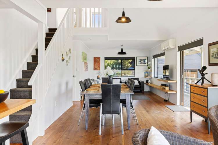 17 Young Street Mahurangi East_14