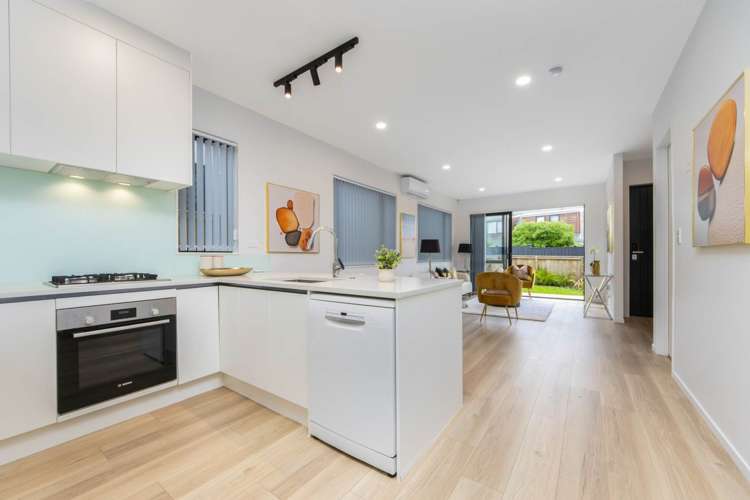 2/39 Lyndhurst Street_4