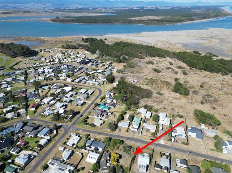 9 Mack Street Foxton Beach_7