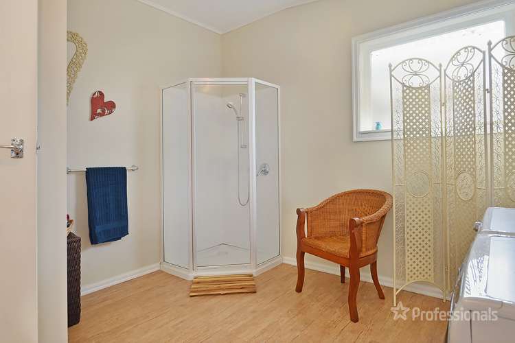 26 Worksop Road Masterton_14