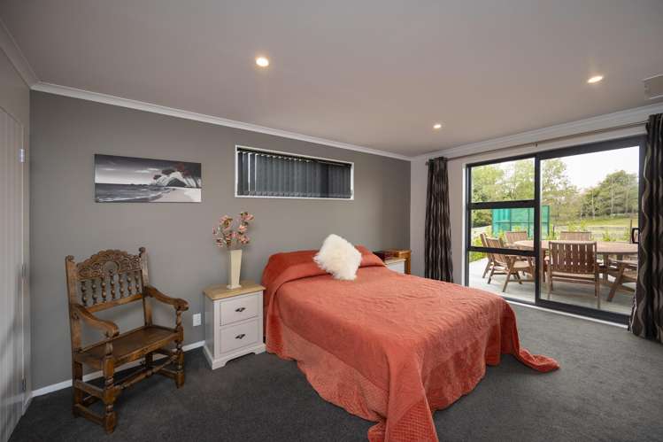 567 Lethbridge Road Halcombe_14