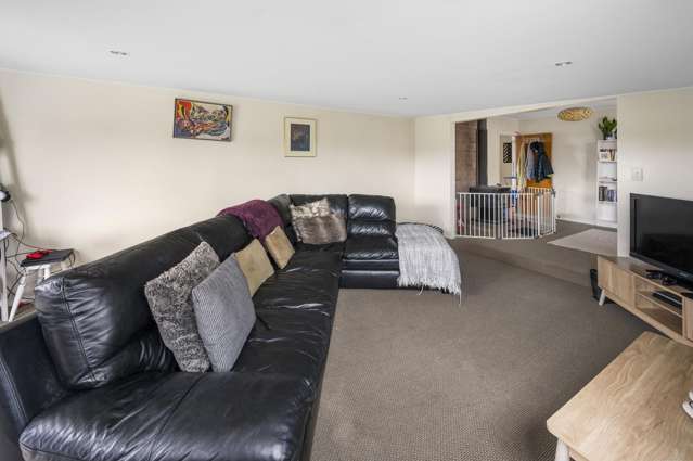 14 Read Crescent Clive_2