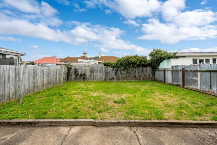 39 Helena Street Forbury_12