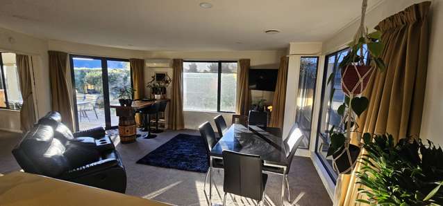 75 Pages Road Allenton_3