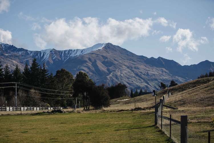 570 Aubrey Road Wanaka_16