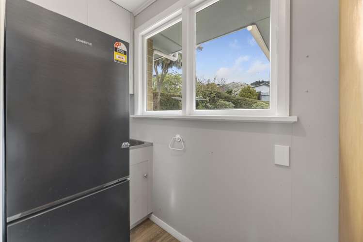 75 Gilkison Street Halfway Bush_17
