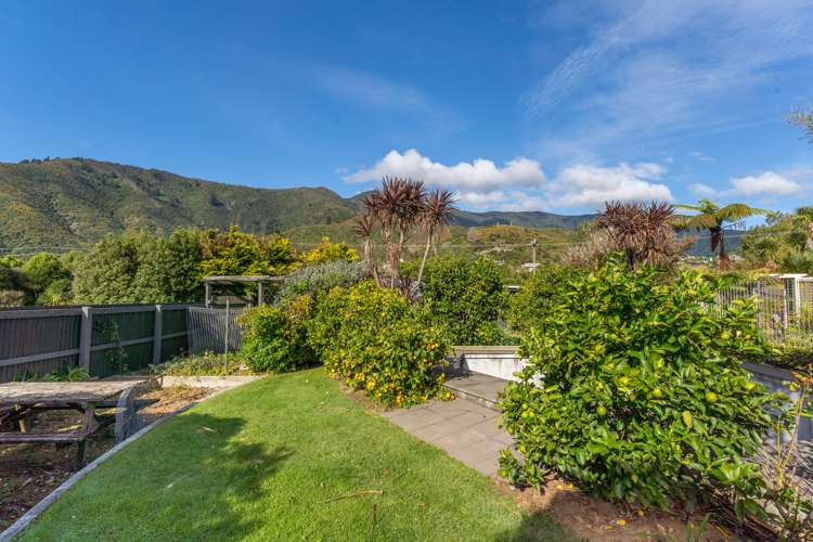 1 Beach Road Waikawa_13