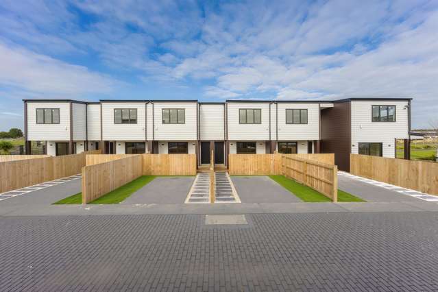 Quality New Home in Prime Locale