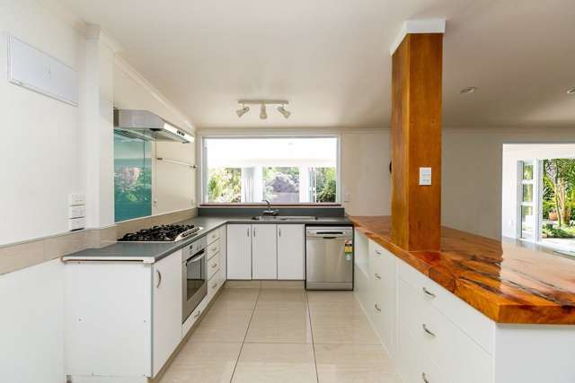 107a Seaview Road Westown_3