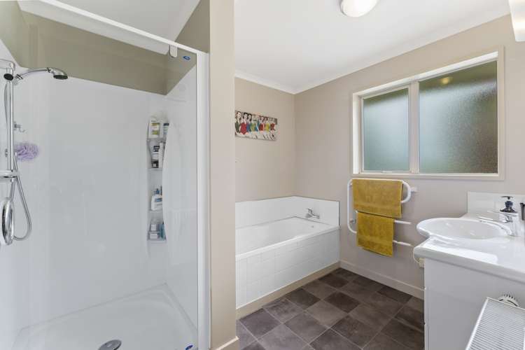 331 Makarewa Browns Road Winton Surrounds_7