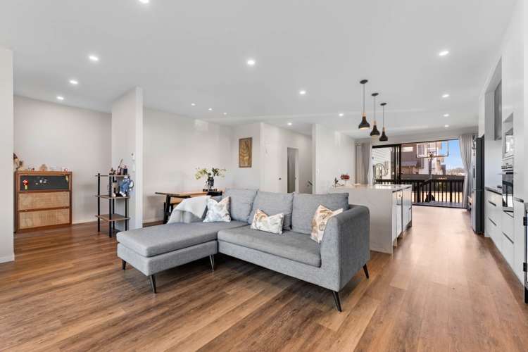 22 Waterlily Street_5