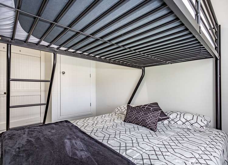 7 Tongariro Place National Park_16