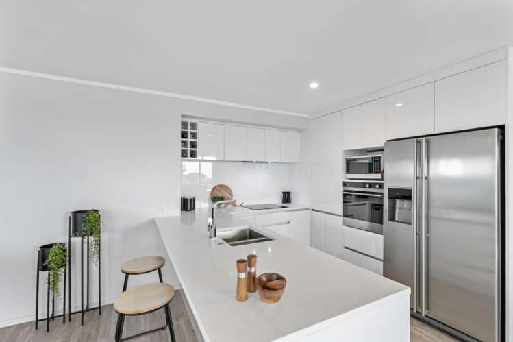 351 Upper Queen Street Pukekohe_3