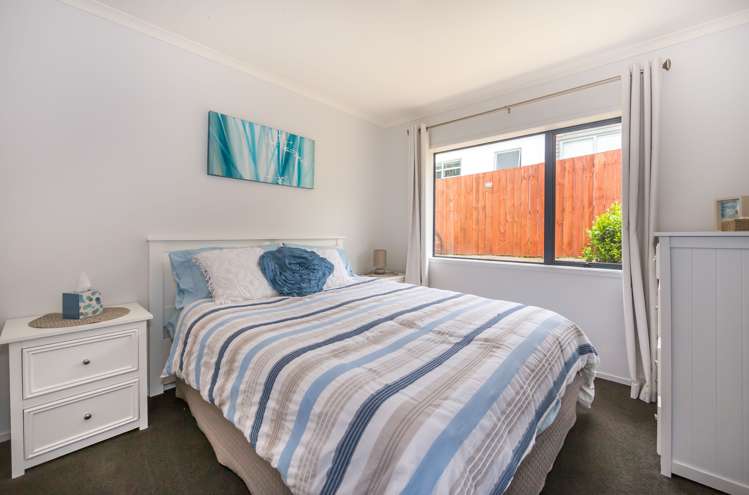 124b Brian Crescent Stanmore Bay_21