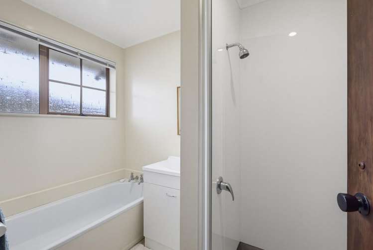 15a Te Maku Grove Waikanae_27
