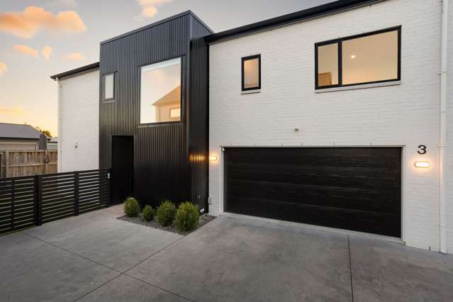 Modern Living in the Heart of Queenwood