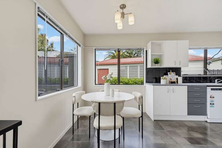 15 Hassan Drive Massey_5