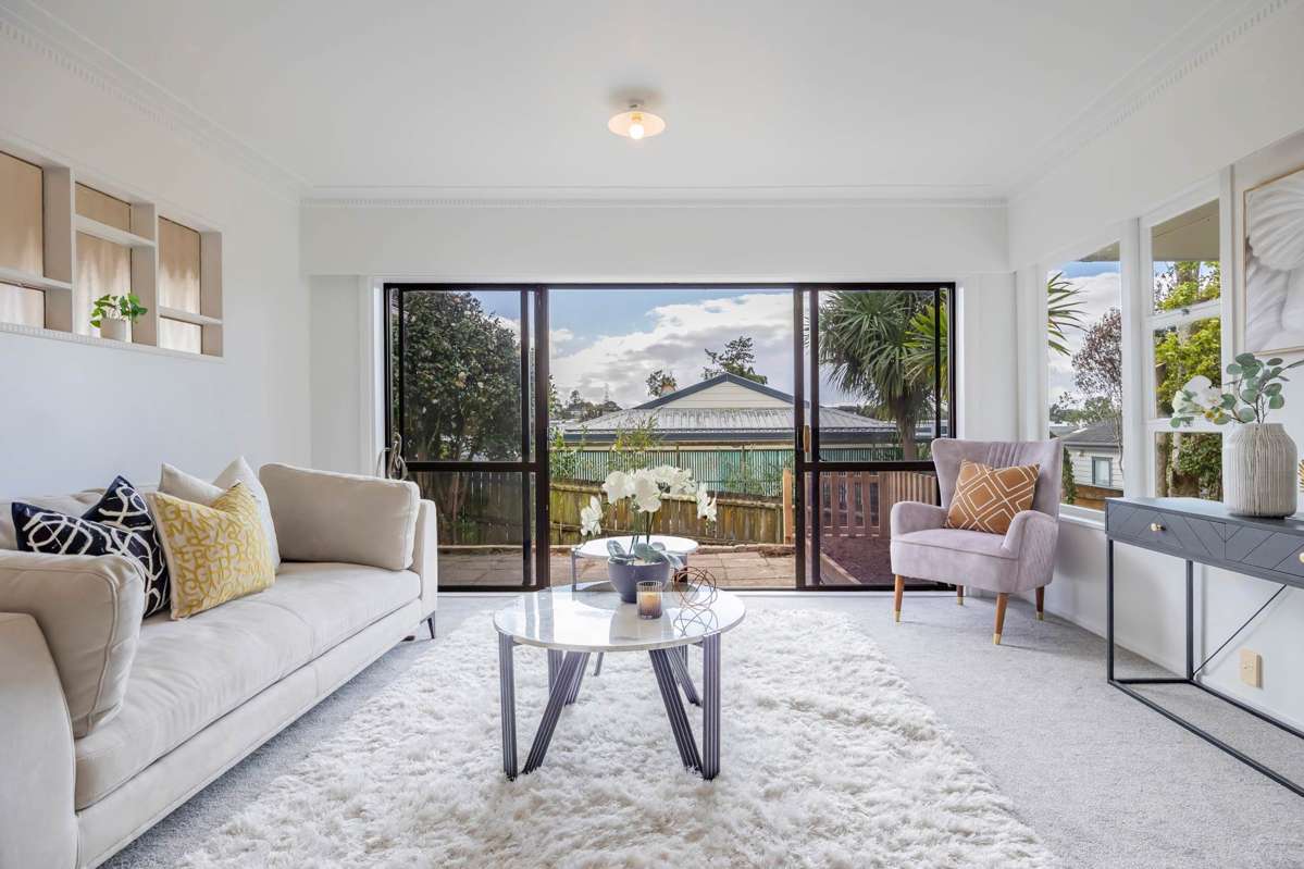 1/221 Wairau Road_3