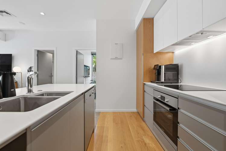 G02/6A Nugent Street Auckland Central_10