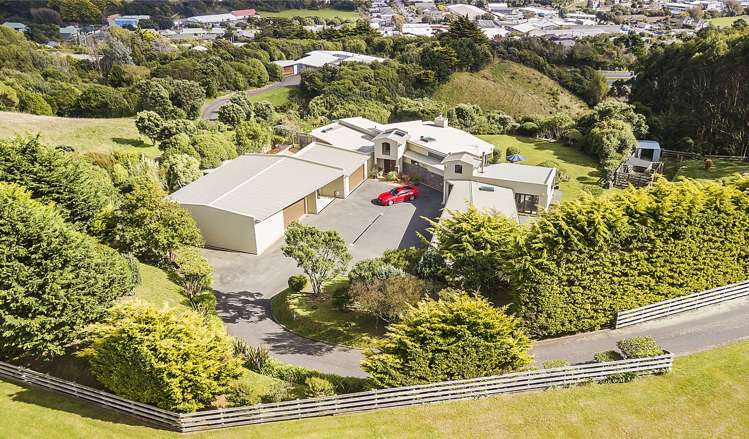 12 Gladys Scott Place Tawa_39