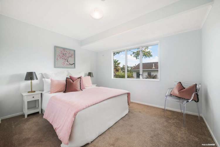 2/23 Tetrarch Place Totara Vale_9