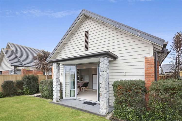 39 Henley Green Northwood_10