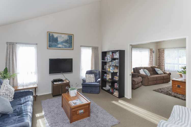 11 Pohutukawa Grove Lytton West_7