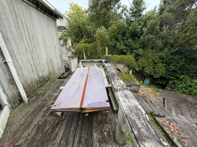 220 Golf Road Titirangi_2