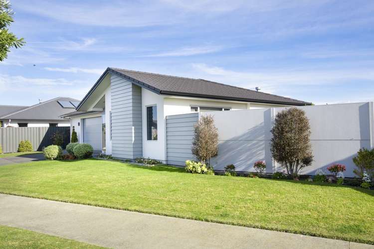 25 Kapiti Drive Poraiti_23